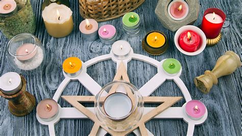 Harmonizing Your Energy with the Right Candle Color in Wiccan Rituals